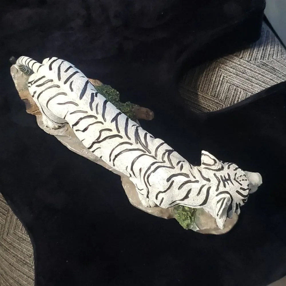Vintage Siberian Tiger Resin Figurine